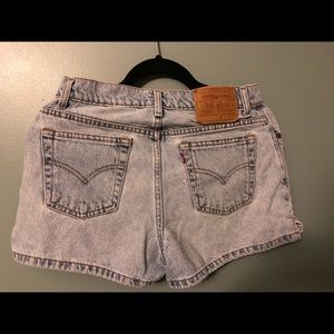 Levi’s size 4 high waisted denim shorts